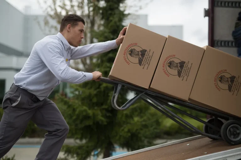 Moving & Storage in BC & Alberta